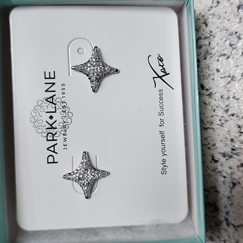 New Park Lane Merry Earrings